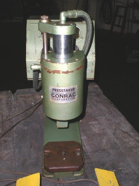 Conrac Presstaker Air Press No. 020-B-SA500, 2" Stroke, 5" x 5" Bolster, 1 Phase