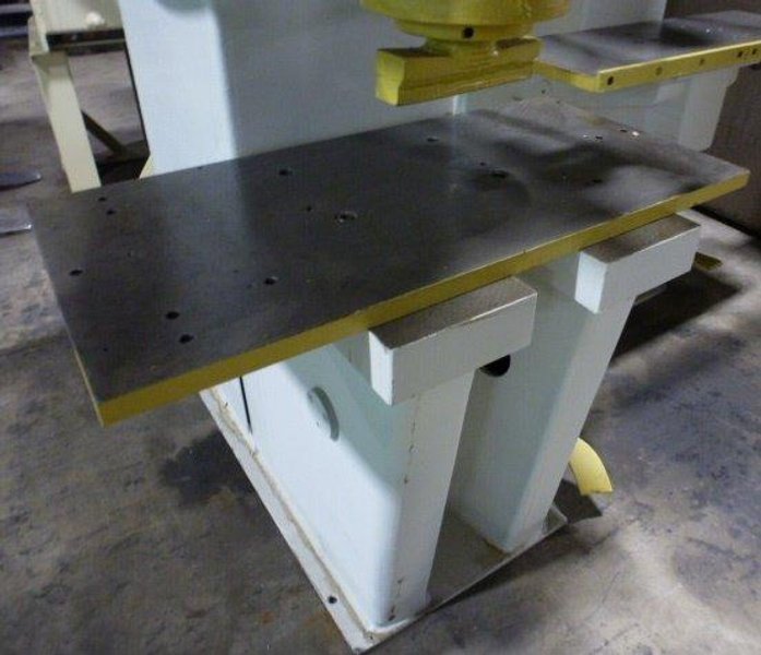 16 Ton EITEL No. P16A, Gap, 16" Stroke, 21" D.L., 17" x 17" Bed, 9" Thr., Clean