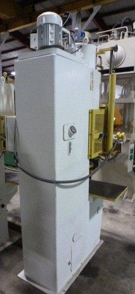 16 Ton EITEL No. P16A, Gap, 16" Stroke, 21" D.L., 17" x 17" Bed, 9" Thr., Clean