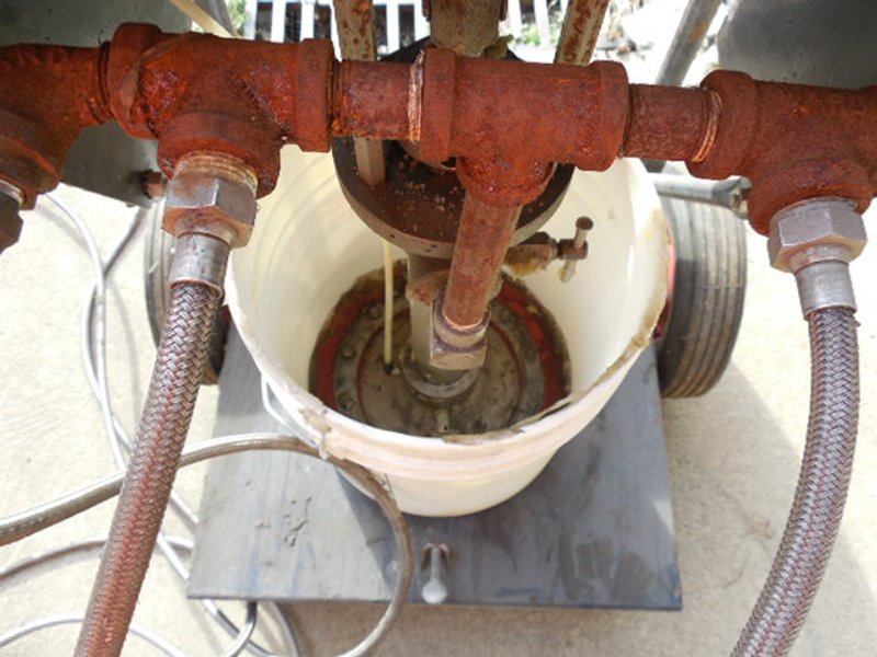 ARO Pneumatic Pump 67120-P43, (3) Guns