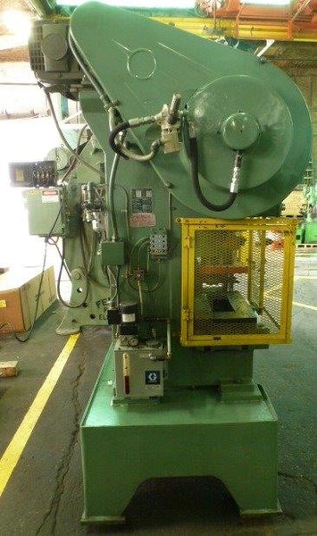 22 TON PERKINS No. 22-S, 2&quot; Str., 7&quot; S.H., 22&quot; x 12&quot; Bed, V-Speed 100-400 SPM, Clean