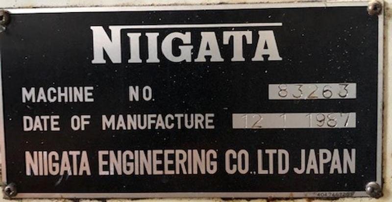 NIIGATA No. 3UMA, Horizontal/Vertical Mill, 15&quot; x 63&quot; Tbl., 45-1400 RPM, 50 Taper, 15 HP, DRO