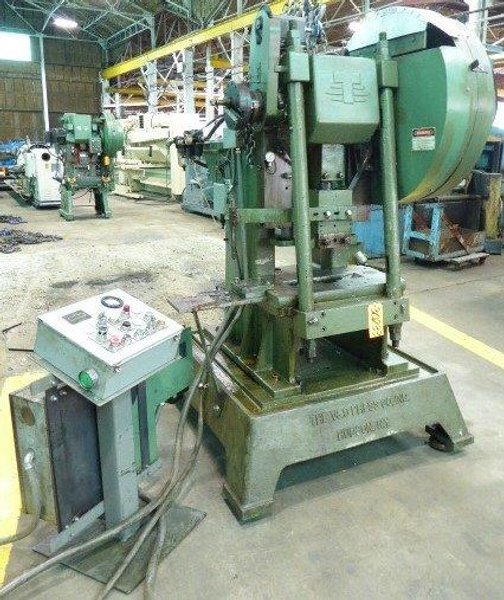 35 Ton V &amp; O No. 35-ST, 1-1/2" Str., 10" S.H., 200-600 SPM, 16" x 29" Bed, A.C., 7.5 HP