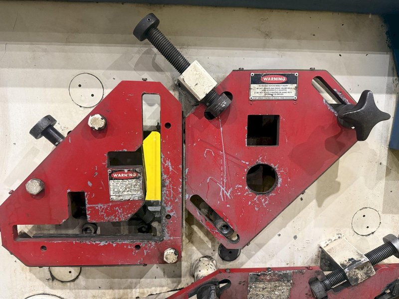 110 TON MUBEA MODEL #HIW 1000/610 HYDRAULIC IRONWORKER: YOBRO #25673