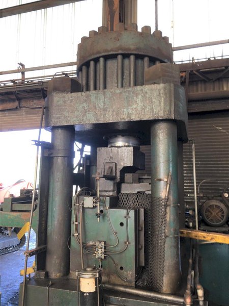 1000 TON (7&quot;) AMD MODEL #1000-3030 HYDRAULIC BILLET BAR SHEAR STOCK #3052