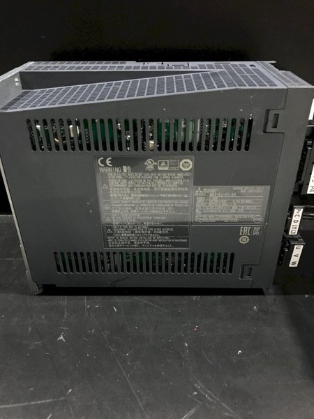 MITSUBISHI MDS-EJ-V1-40 SERVO DRIVE UNIT USED