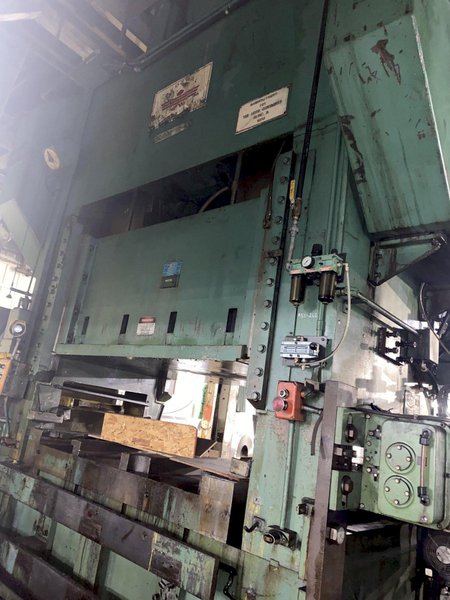 200 TON FEDERAL S2-200-72-48 STRAIGHT SIDE PRESS. STOCK # 0847022