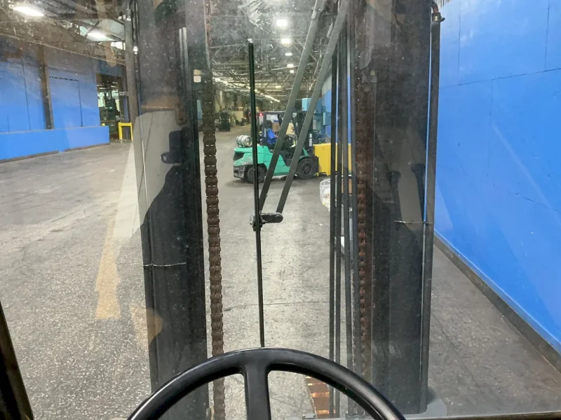 KOMATSU 15400 LBS PROPANE FORKLIFT  -  FG70-5