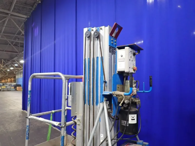 GENIE MANLIFT  -  IWP-24