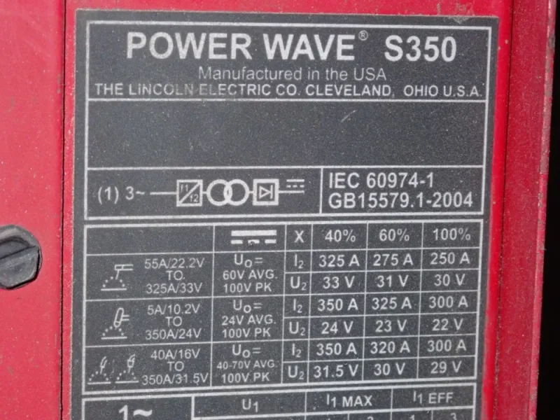 LINCOLN 350 AMP WELDER  -  POWER WAVE S350