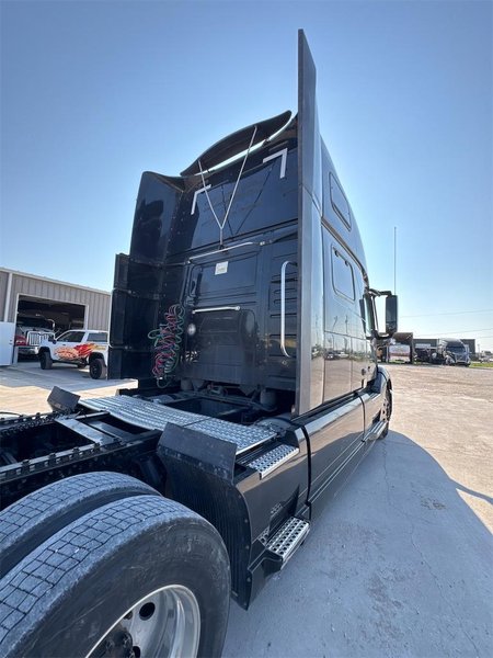 2024 Volvo VNL64T860 4V4NC9EH6RN656675