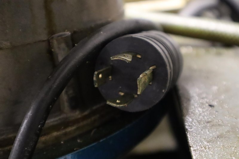 Haas TSC 1000 Portable High Pressure Through Spindle Coolant Unit **See Note in Pics**- Auction Item