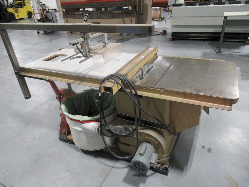 Powermatic Model 66 Tilting Arbor Table Saw