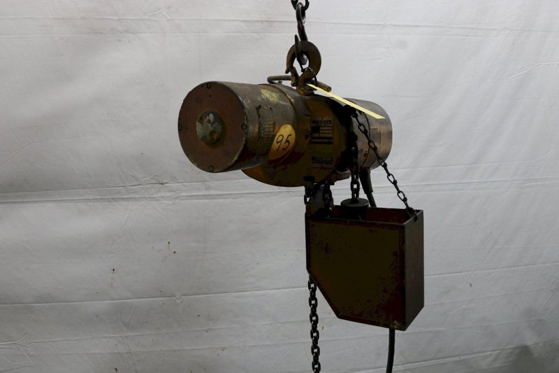 1/4 TON BUDGIT MODEL #113450-10 ELECTRIC POWERED CHAIN HOIST : STOCK #11992