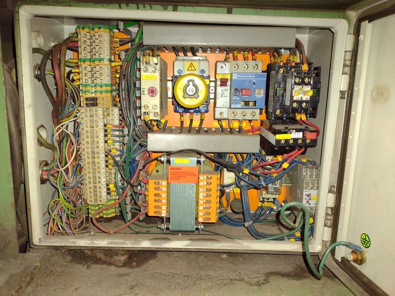 110 TON PEDDINGHAUS &quot;PEDDIWORKER&quot; 1100G HYDRAULIC IRONWORKER: STOCK #22724