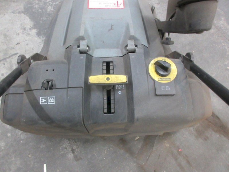 Karcher Floor Sweeper with Side Brush- Auction Item