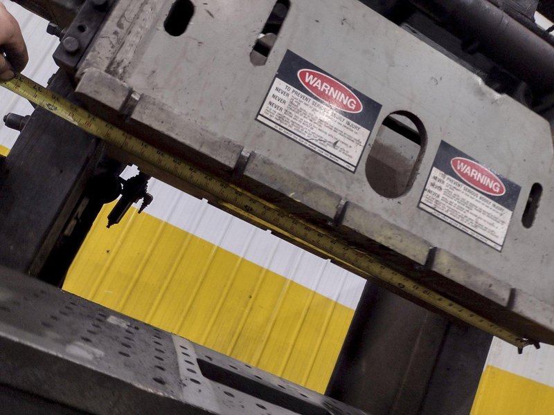 40 TON ROUSSELLE MODEL #4-B O.B.I. PRESS: YOBRO #25849