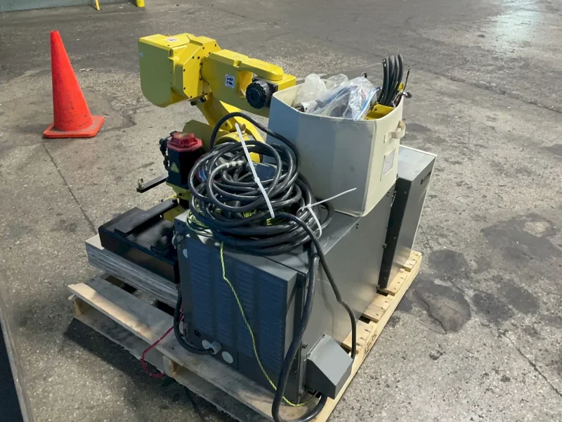 FANUC ROBOT  -  M-6IB/6S