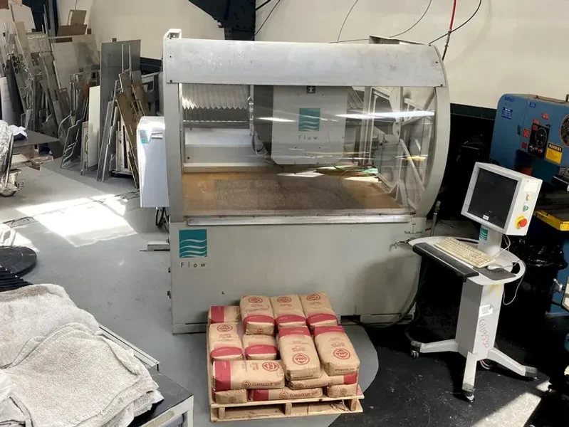2005 FLOW IFB 4400 | Waterjet Cutters