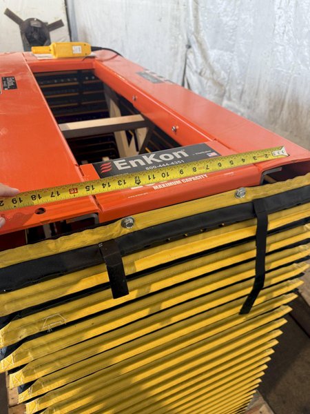 (NEW) 2000 LB X 24&quot; X 60&quot; HERKULES HYDRAULIC LIFT TABLE. STOCK # 0887025