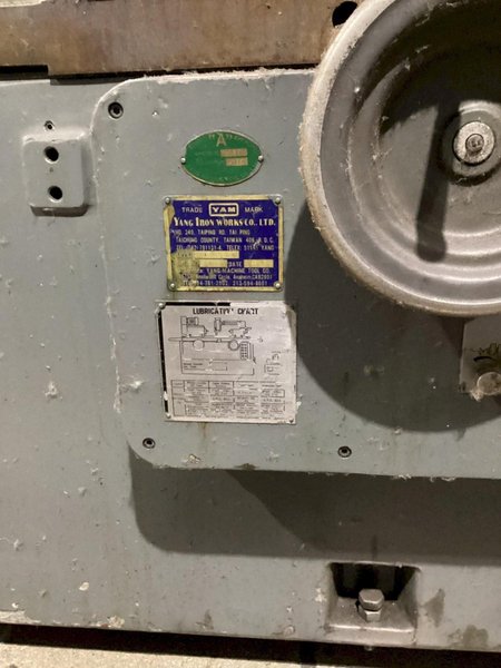 YANG IRON YAM-GU27-100H CYLINDRICAL GRINDER USED