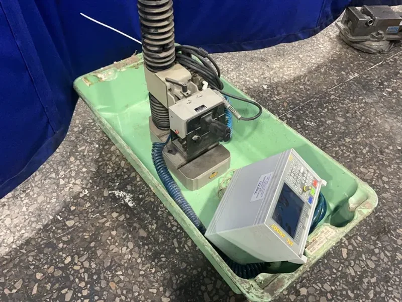 COUTH 3” X 8 “ ENGRAVER   -  R10F