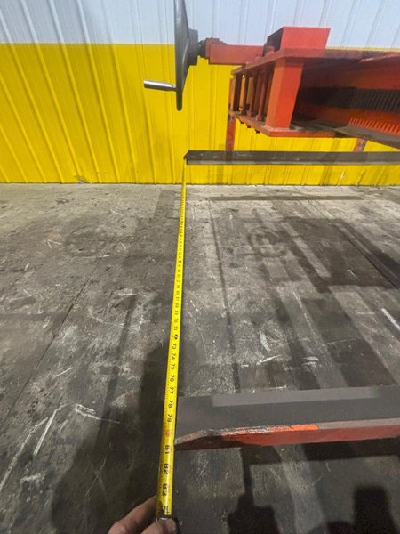 5 TON BUSHMAN MODEL #5500 SHEET LIFTER: YOBRO #24824