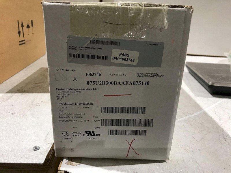 CONTROL TECHNIQUES AC SERVO MOTOR NEW IN BOX