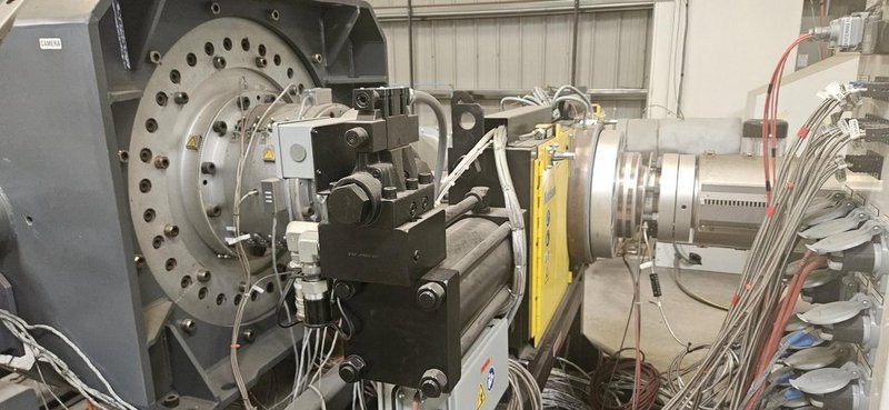 Battenfeld Helix II 630 VFI+FDC Pipe Extrusion Line, 2020 – solEx NG-90 Single Screw Extruder, Feeders, Vac Tanks, CoolTanks