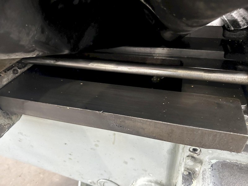 CINCINNATI NO. 4 VERTICAL MILL. STOCK # 0261724.