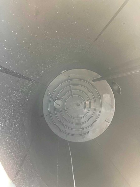 9,000 Gallon SS Vertical Tank