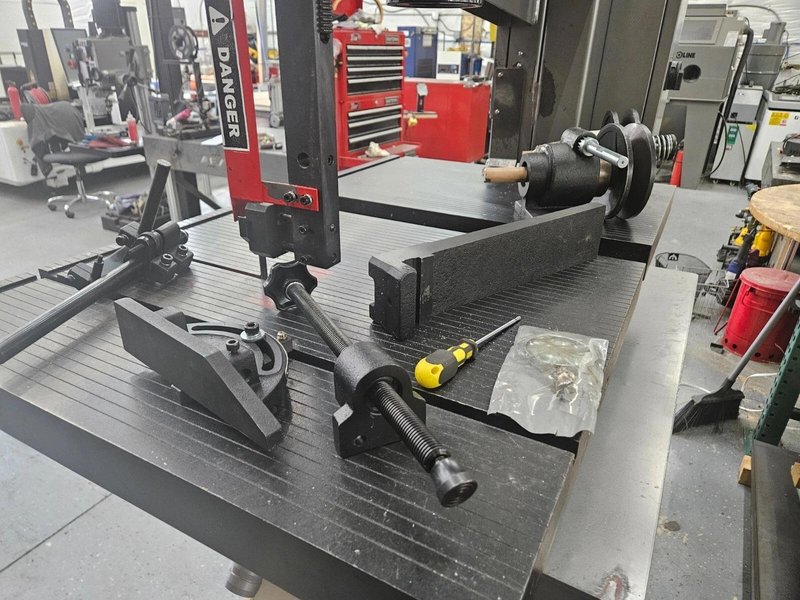 12″ x 36″ Jet VBS-3612 Vertical Metal Bandsaw