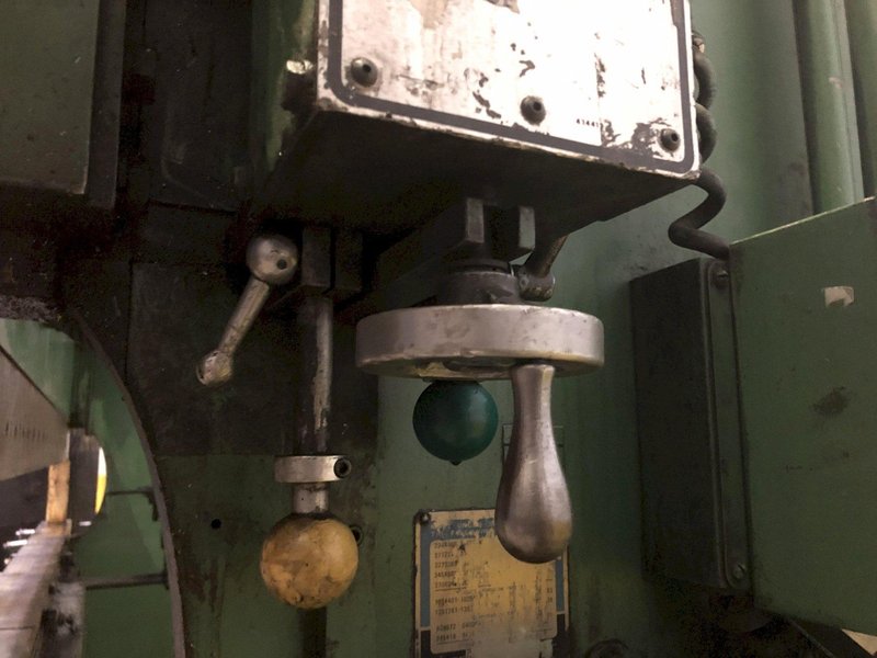 230 TON X 14' CINCINNATI MODEL #230CBX12 HYDRAULIC PRESS BRAKE: STOCK 16875