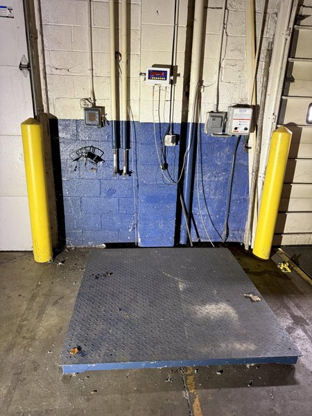 4' X 4' INSCALE LP7510A ELECTRONIC PLATFORM SCALE. STOCK # 0431726