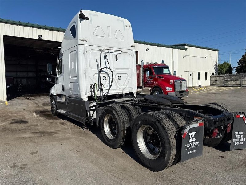 2023 Freightliner Cascadia 3AKJHHDR2PSNC6295