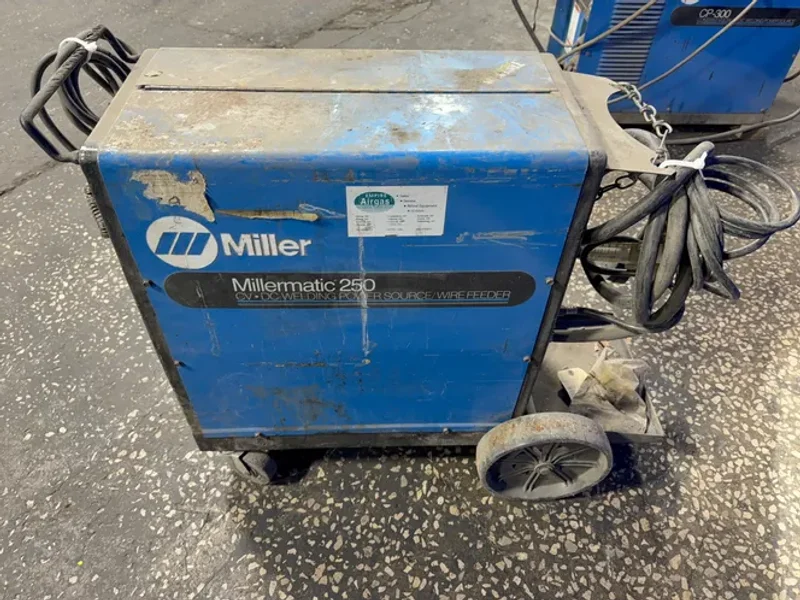 Miller 200 Amp Welder  - Millermatic 250
