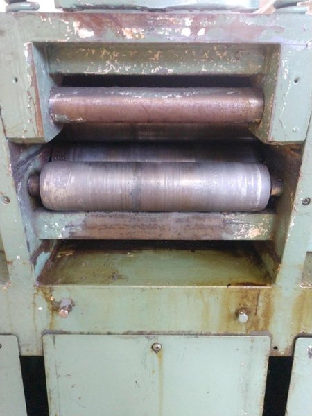 9.8" X .059" AIDA MODEL #LM-2532 9 ROLL POWERED COIL STRIP STRAIGHTENER: STOCK 14441