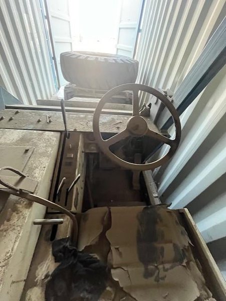 TENNANT SWEEPER STOCK # 3834