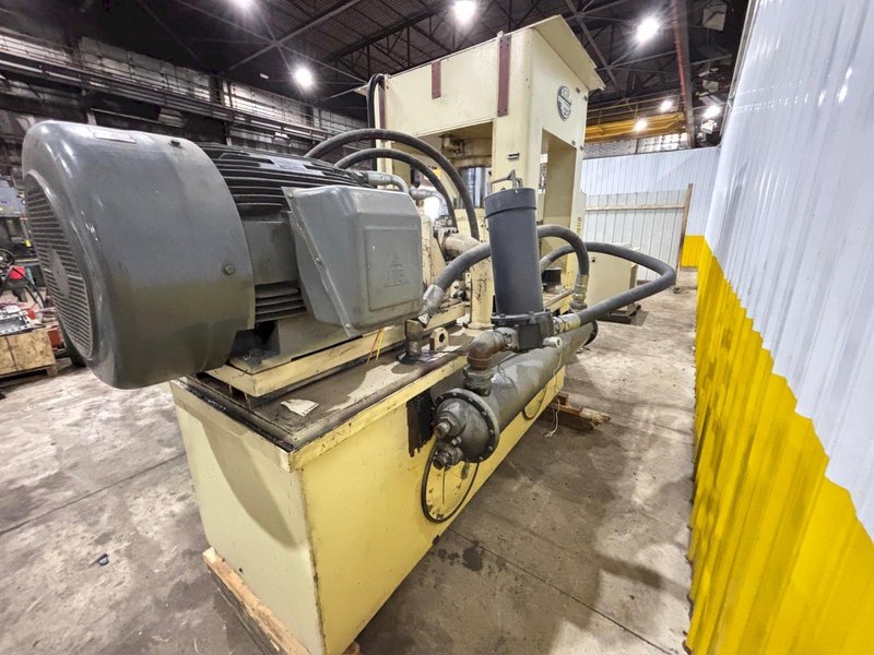 660 TON SUTHERLAND MODEL #HD1 HYDRAULIC 4 POST GUIDED RAM PRESS 15&quot; STROKE: YOBRO #24088