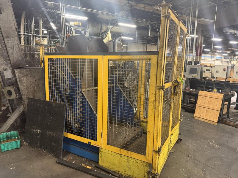 VESTIL HYRAULIC DUMP TILT HOPPER / BILLET FEEDER: YOBRO #24768