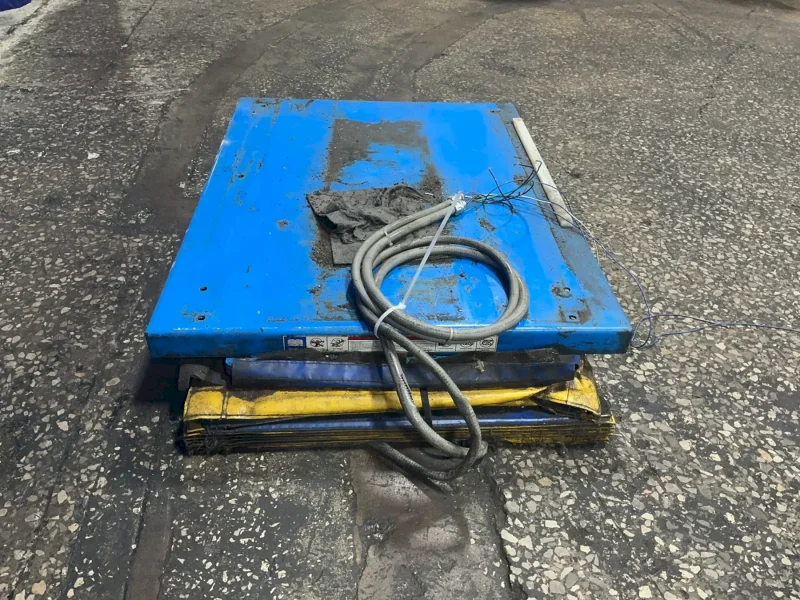 BISHAMON 36” X 47”/6500 LBS LIFT TABLE  -  VISION