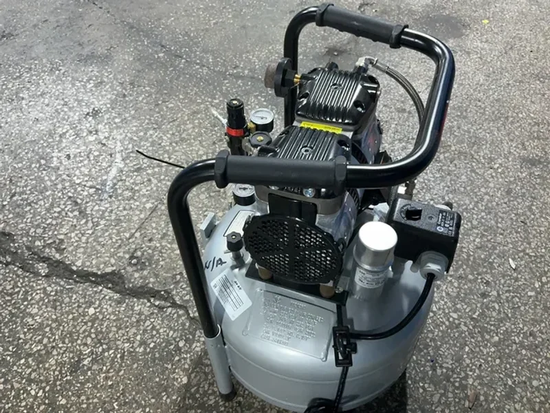 Gast Manufacturing 25 Liter, 12.2 Bar Jun-air Oil-less Rocking Piston Air Compressor System - 87r-25b-jebcb
