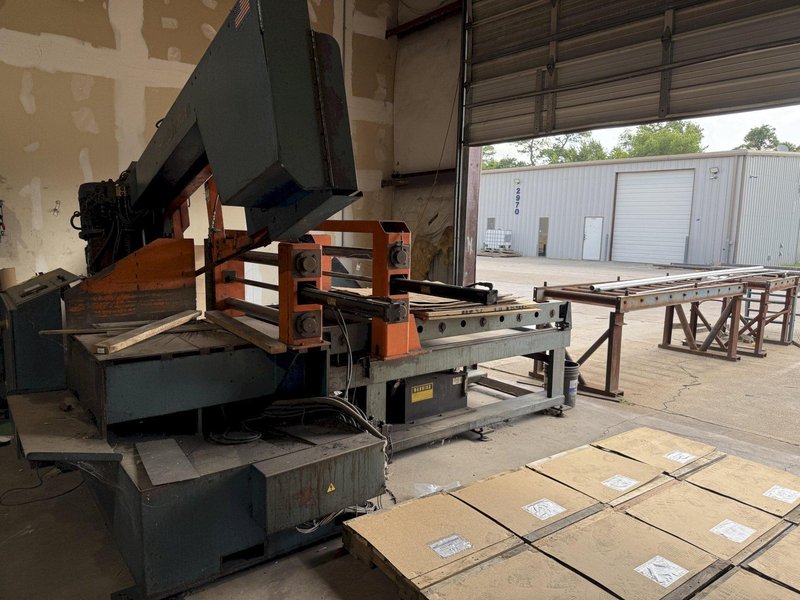 21&quot; x 31&quot; Scotchman Automatic Horizontal Mitering Bandsaw