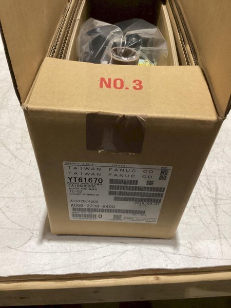 FANUC AC SERVO MOTOR A06B-2238-B400 NEW