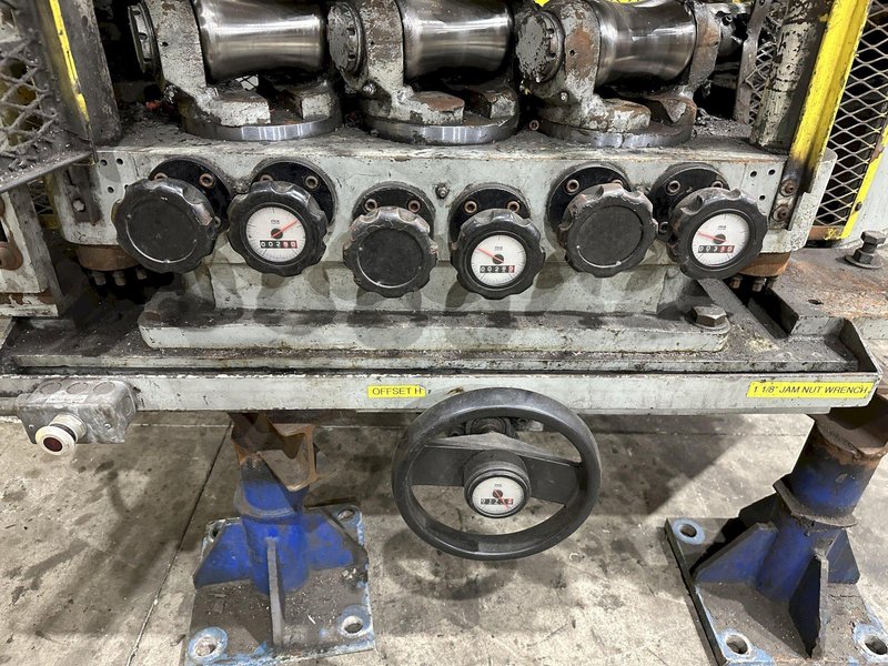 2.25" X 6 ROLL MACKINTOSH-HEMPHILL / TURNER MODEL #922 TUBE &amp; BAR STRAIGHTENER: STOCK #22572