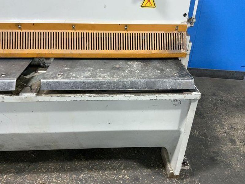Ermak 3/8” Shear - CNC Hgd 10x3/8