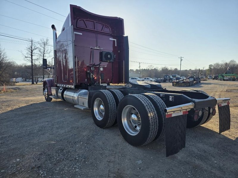 2022 Peterbilt 567 804177