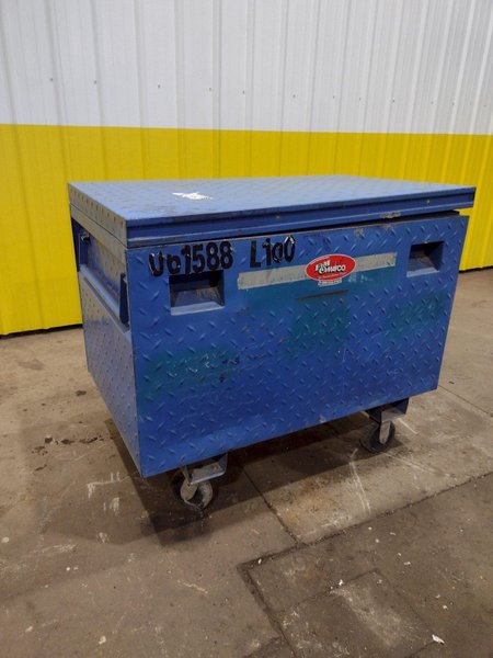61&quot; X 31&quot; x 39&quot; BLUE STEEL PORTABLE JOB BOX: STOCK 20055
