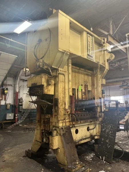 MINSTER 300 TON "HEVISTAMPER" 54X36 SSDC PRESS, S/N E2-300-21320, STOCK#...