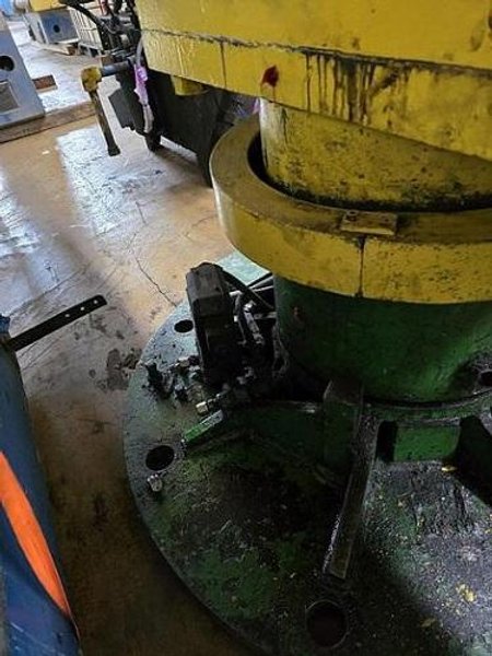 70" X 54" X 10,000LB BRANER DOWNLAYER